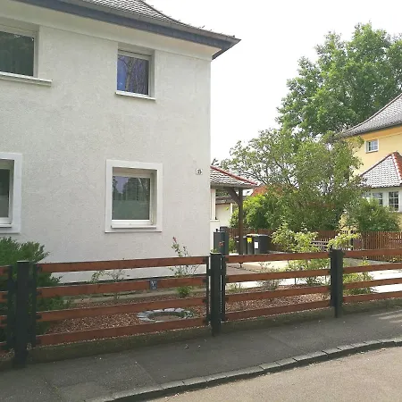 4-zimmer Haus In * Lipsk