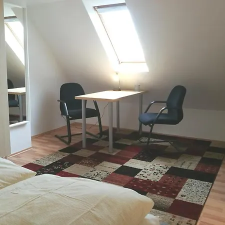 4-zimmer Haus In *