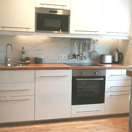 4-zimmer Haus In * Leipzig
