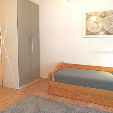 4-zimmer Haus In * Leipzig